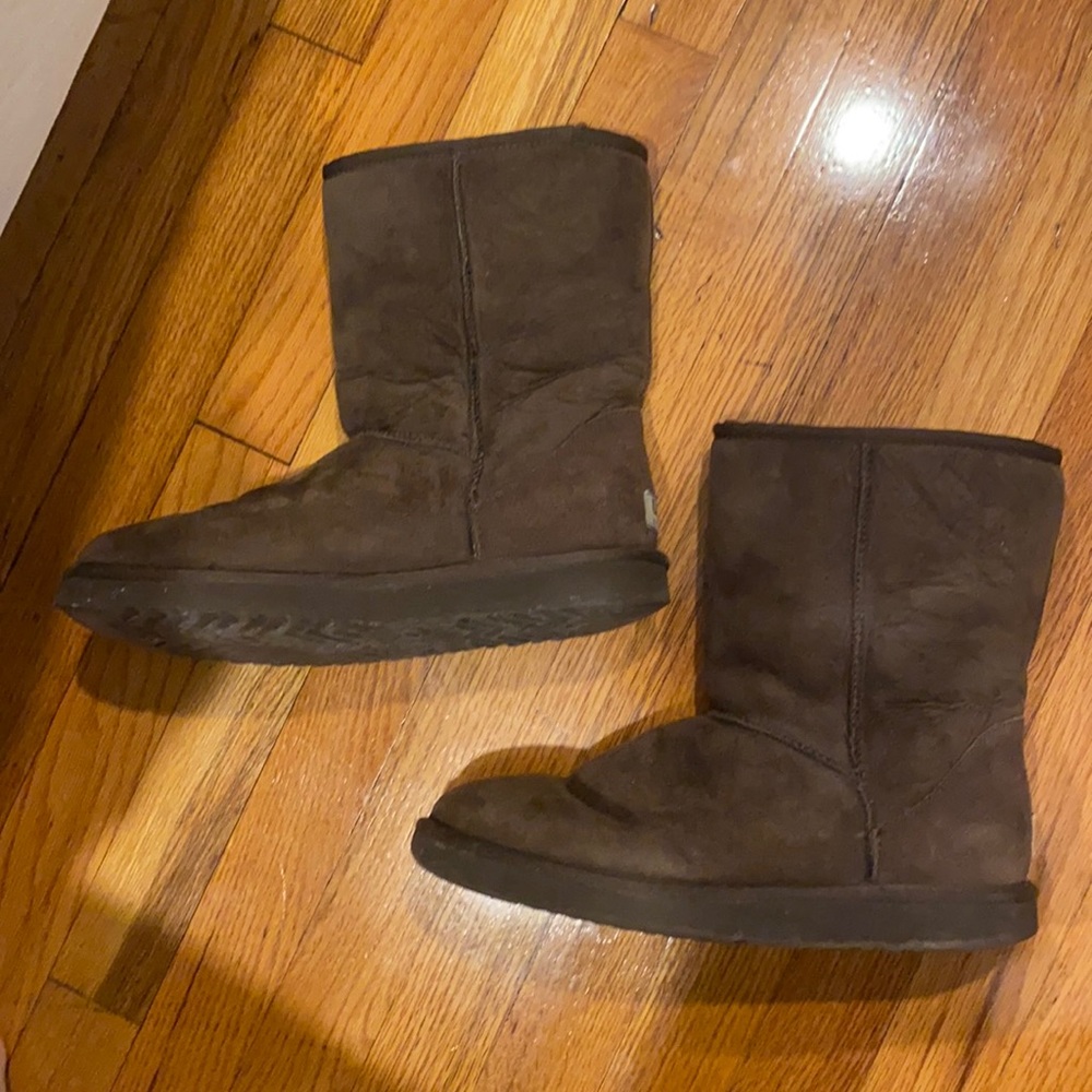 Chocolate Uggs size 10